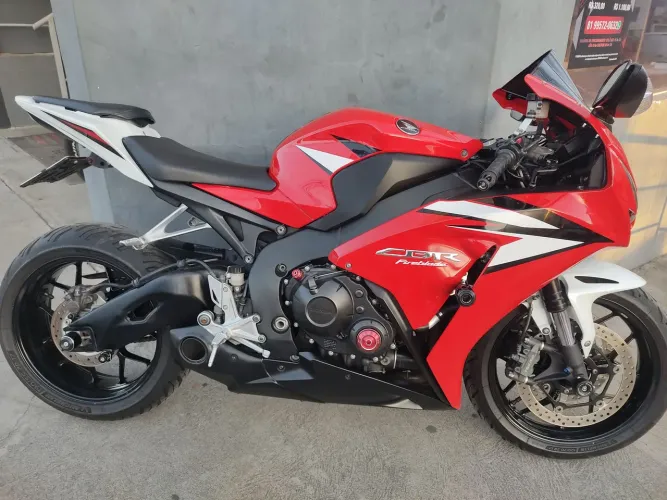 CBR 1000 fireblade