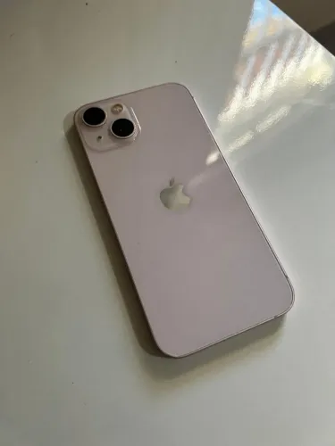 iPhone 13 128GB Rosé <br>Armazenamento: 128 GB<br>Cor: Rose