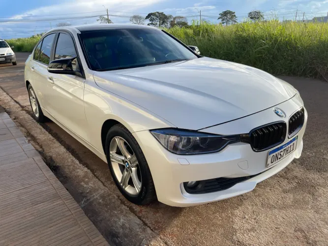 BMW 320I A 2.0 Turbo/activeflex 16V 184cv 4P 2015