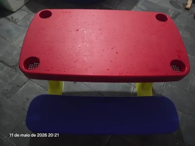 Mesa Infantil Tramontina Escolar em Polipropileno Colorido