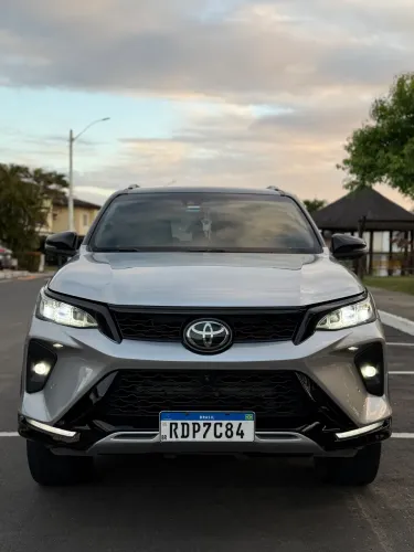 Toyota Hilux SW4 Diamond 2.8 TB 4X4 Die. Aut. 2022