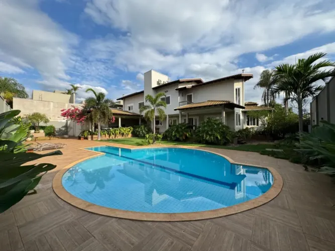 Casa no condomínio Lago Sul disponível para venda
