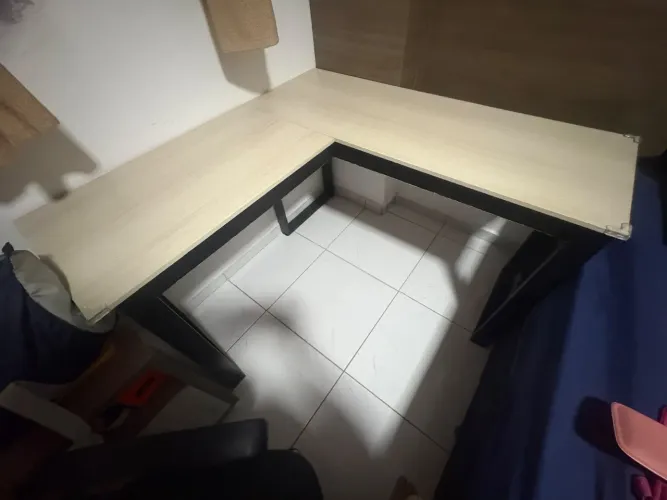 Mesinha de escritório 