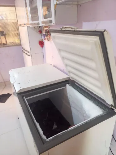 Vendo freezer Consul 526 litros