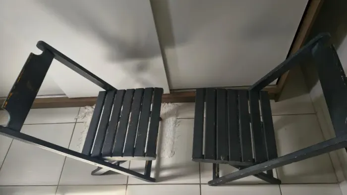 vendo 2 cadeiras estilo Bar