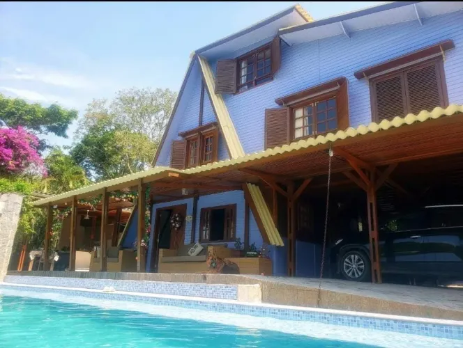 Chácara em São Vicente com 450.00 m² , 3 quarto(s) , 1 suíte(s) , 3 vaga(s).