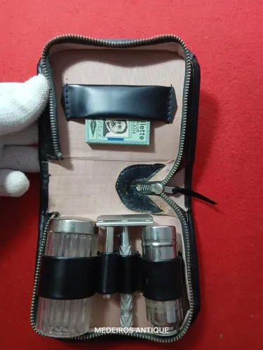 Kit de barbear Gillette, anos 70's+ caixa lacrada de ginete.
