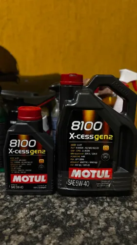 Óleo motor 5w40 motul