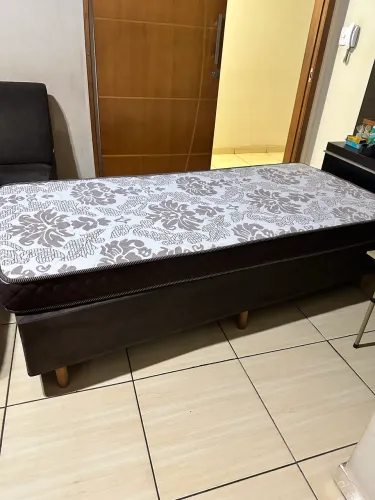 Cama Box Solteiro + colchão Prorelax - em ótimo estado