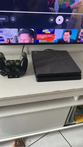 Ps4 mídia física e digital 500 gb