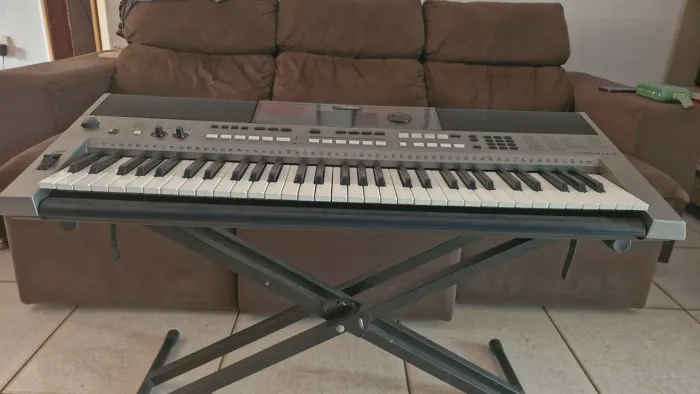Yamaha E443