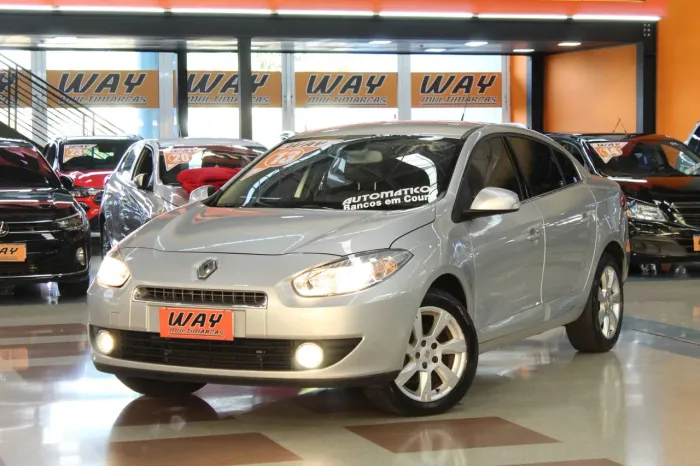Renault Fluence Sedan Privilège 2.0 16V Flex AUT 2013