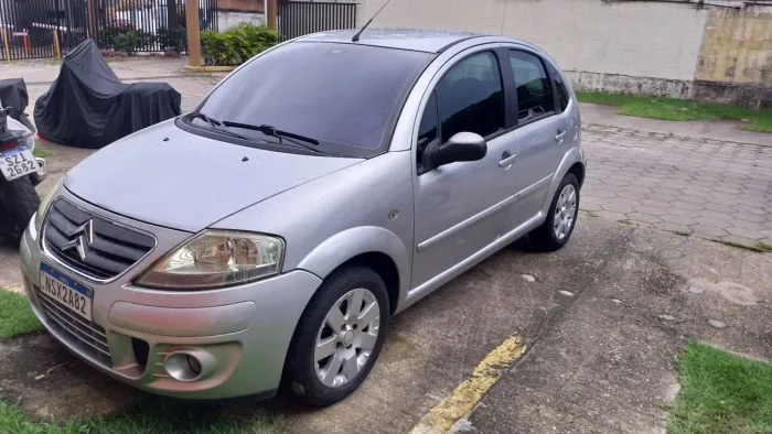 Citroen C3 Exclusive 1.4 Flex 8V 5P 2011
