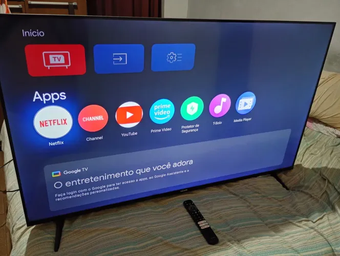 SMART TV 50" POLEGADAS 4K SISTEMA GOOGLE NOVA POUCO TEMPO DE USO , ENTREGO 