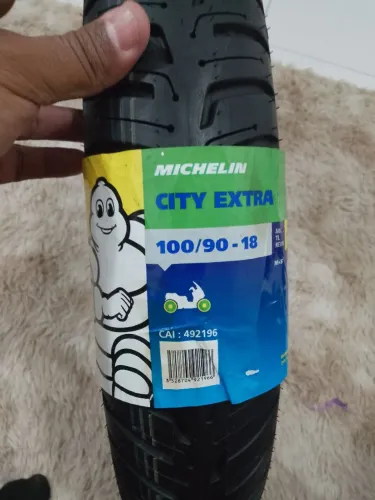 Pneu michelin 100/90-18