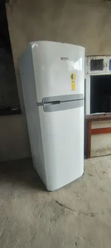 Geladeira Frost Free funcionando perfeitamente