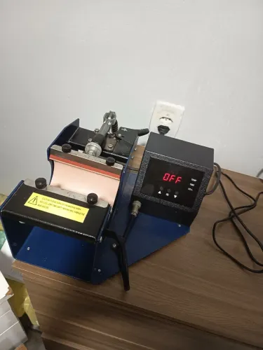 Prensa térmica Mundi - Pouco usada - Pra vender logo