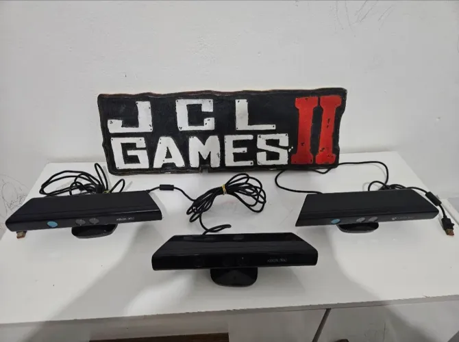 Vendo 3 Kinect originais de Xbox 360 , todos funcionando perfeitamente. 