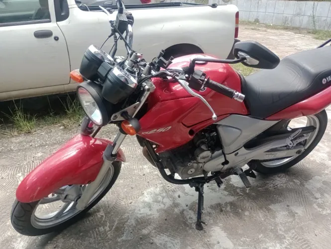 Vende-se Fazer 250 ano 2008