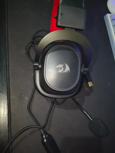 Headset Redragon Zeus! USB