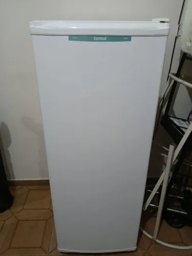 Freezer vertical consul 121l 