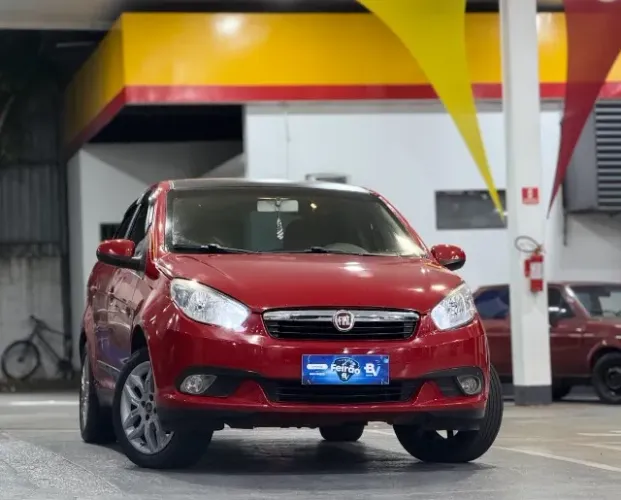 Fiat Grand Siena Essence Dual. 1.6 Flex 16V 2013