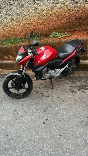 Vendo 10.500 moto nova