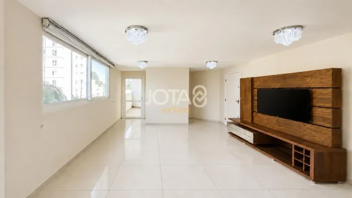 APARTAMENTO ENSOLARADO NO BIGORRILHO Apartamento 2 Quartos 1 Vaga No Bigorrilho - J8