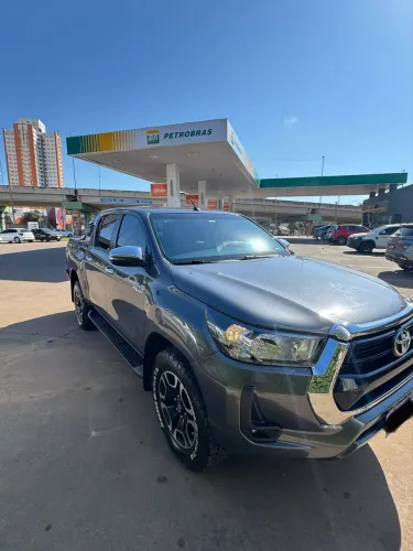 Toyota Hilux CD SRV 4X4 2.8 TDI Diesel Aut. 2021