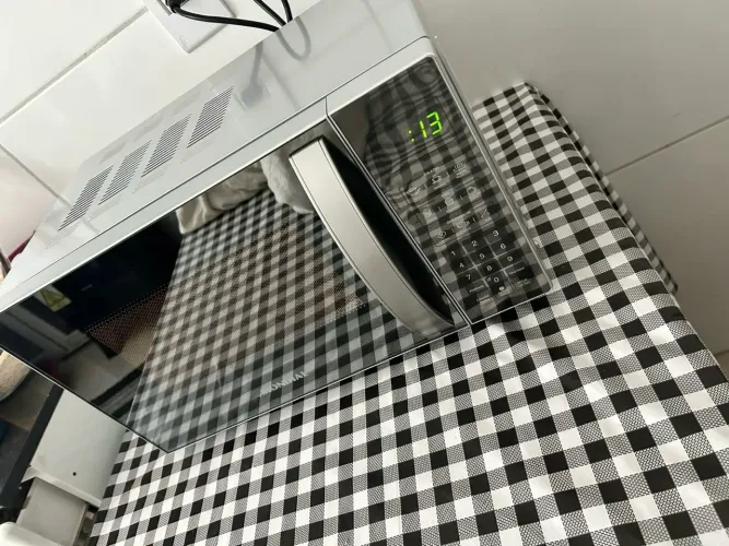 VENDO MICRO-ONDAS MONDIAL 21L ESPELHADO