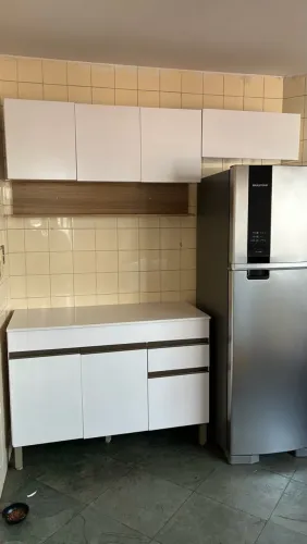 Armário modulado de cozinha