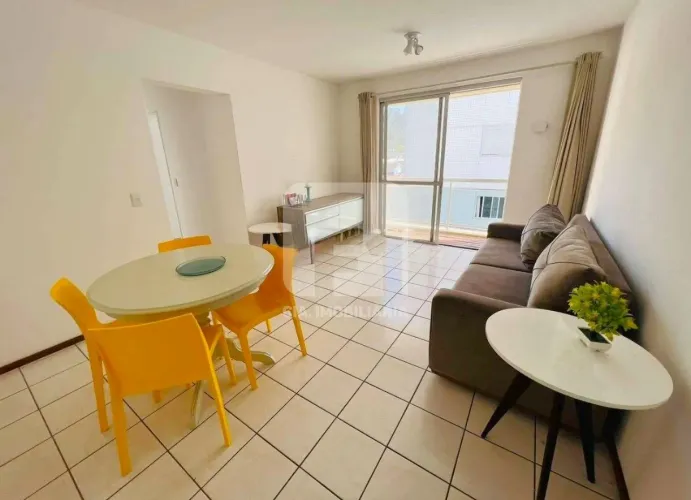 Apartamento de 3 dormitórios à venda na Trindade