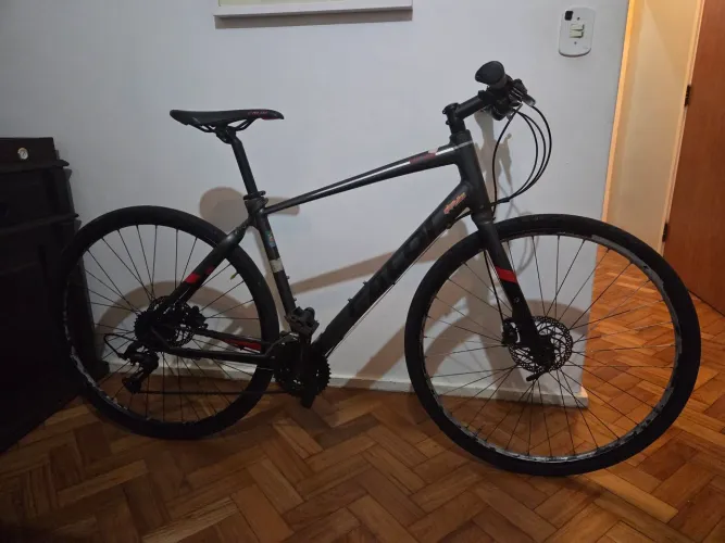 Vendo bicicleta caloi City tour comp modelo limitado.