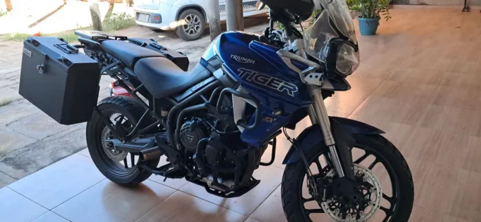 Vendo tiger 800 ano 2020