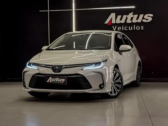 Toyota Corolla Altis Hybrid 1.8 16V Flex Aut. 2022