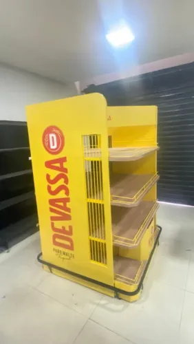 Expositor de cerveja