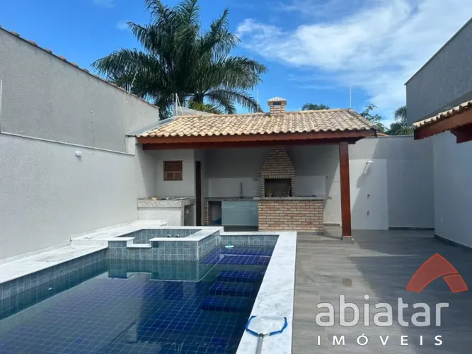 Casa térrea nova com piscina e área gourmet à venda Jardim Comendador, Itanhaém