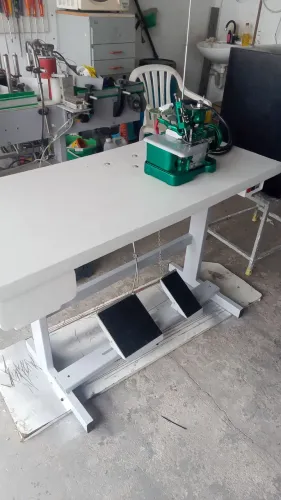 Máquina de costura