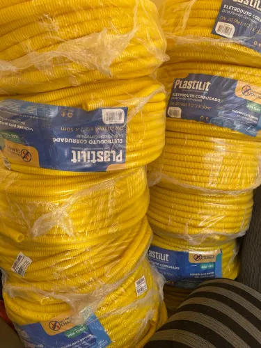 Eletroduto Corrugado 20mm 50 metros Plastilit, valor 65 reais a unidade.