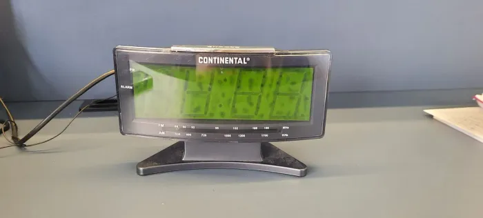 Rádio Relógio Continental 220v