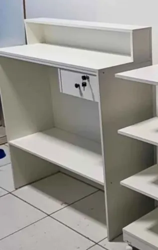 VENDE-SE BALCÃO PERFEITO