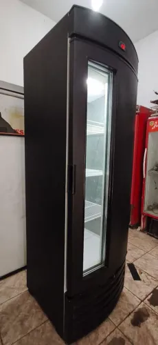 Cervejeira Expositora Metalfrio 220v