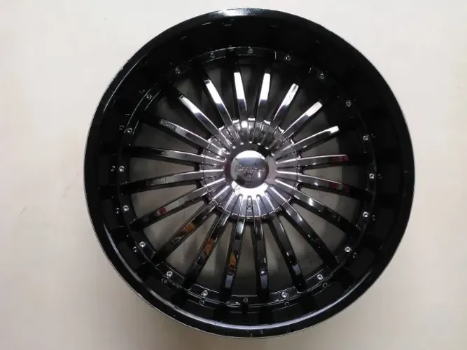 Jogo de rodas aro 22 pinnacle 5x100 5x114 17x8 et40 dark crome