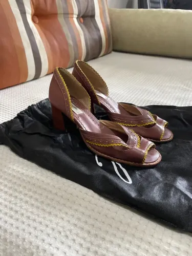 Sapato Jorge Alex Novo N35 - Peep Toe Elegante em Couro