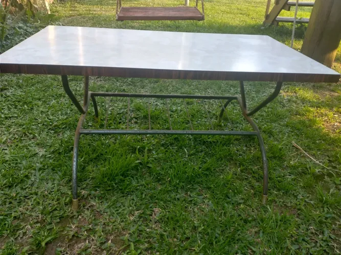 mesa de centro antiga