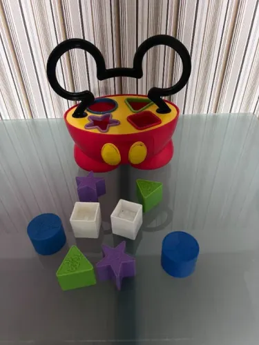 Brinquedo didático do Mickey