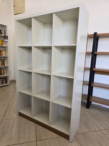 Estante Dalla costa NOVA ! Entrega e montagem grátis em Todo DF !