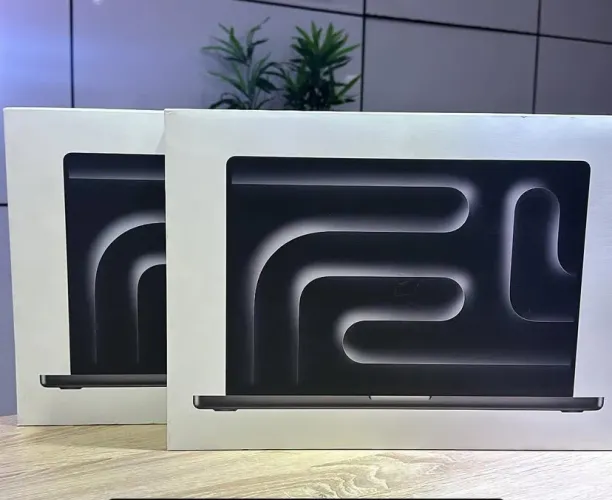 MacBook Pro 16inch M3 MAX 36GB - 1TB SSD 