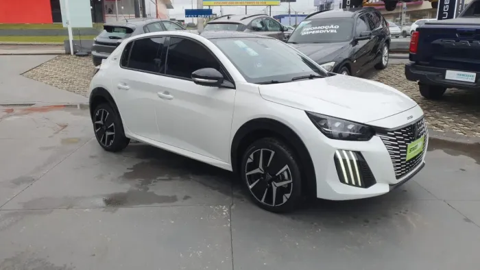 Peugeot 208 GT 1.0 Turbo Flex 5P Aut. 2025