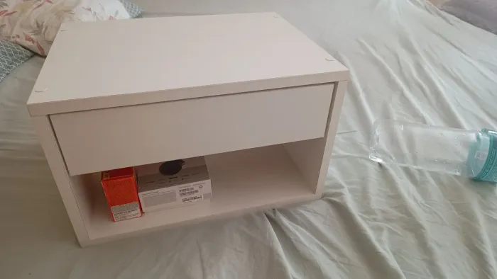 Gaveteiro branco de MDF
